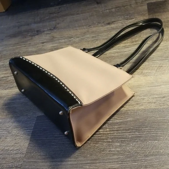 kate spade | Bags | Kate Spade Vintage Black Leather And Tan  display picture 1